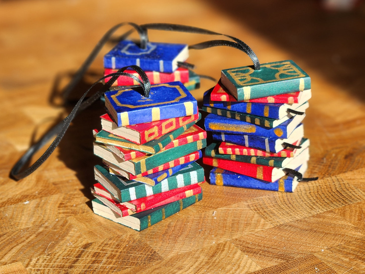 Christmas Ornament | Book Stack